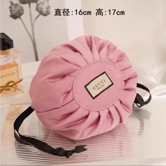 Gucci Pink Cosmetic Bag - Picture 1 of 3